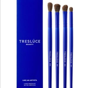 Treslucé Beauty 💙 Like an Artist, 4 pieces Brush Set 💙